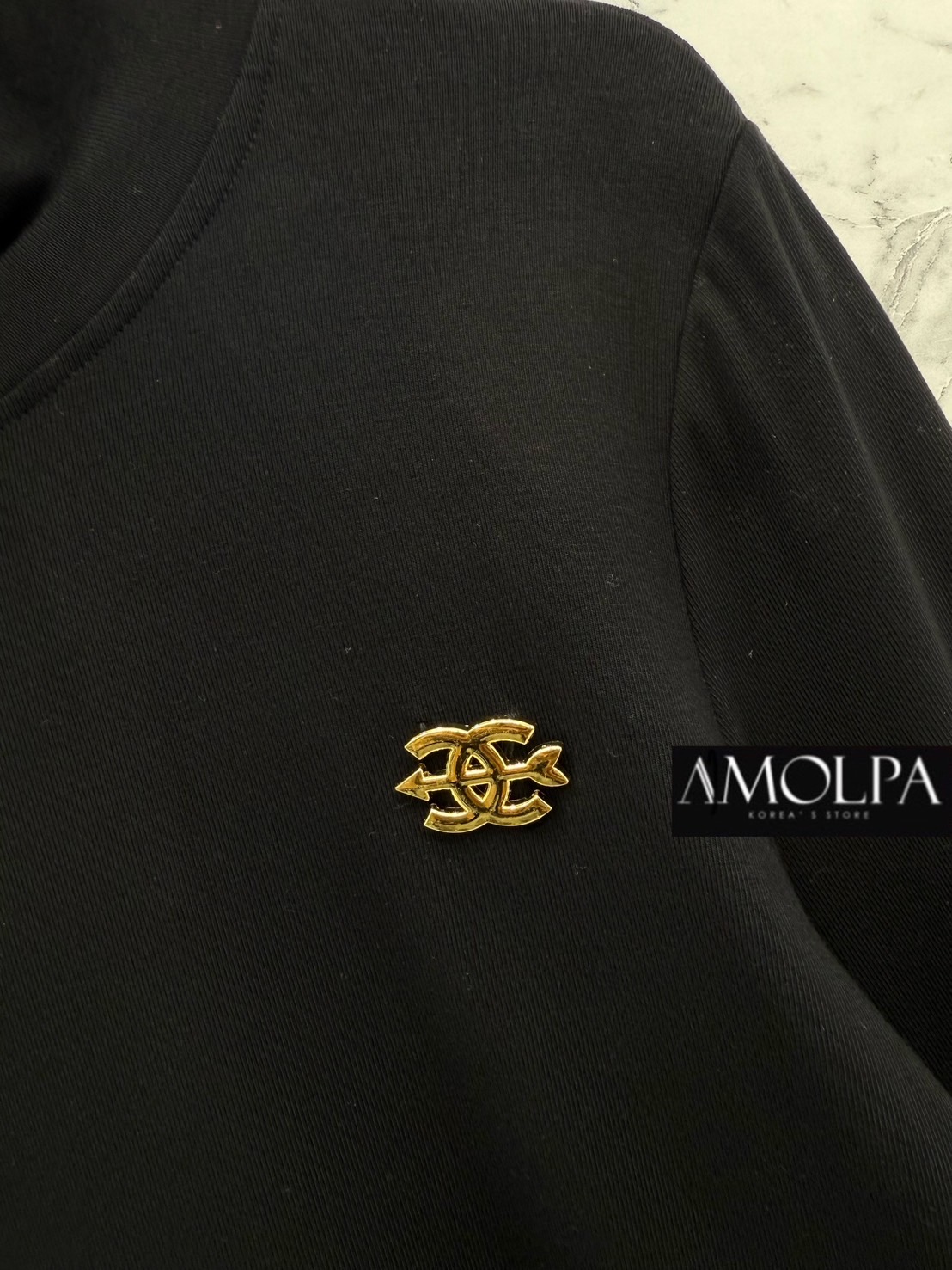 เสื้อแขนยาว CC งาน hiend งานสวยมากๆ ใส่ได้บ่อย ใส่สบาย : สินค้าคุณภาพ (พร้อมส่ง)