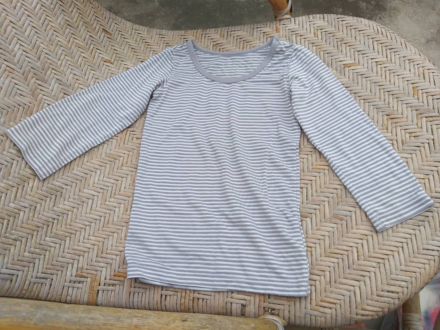 เสื้อฮีทเทคเด็ก Uniqlo ไซด์ 90