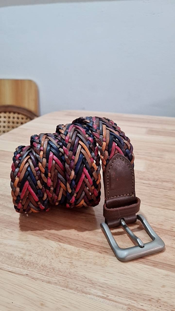 เข็มขัดหนังแท้ หนังสานสลับสี สวยมาก