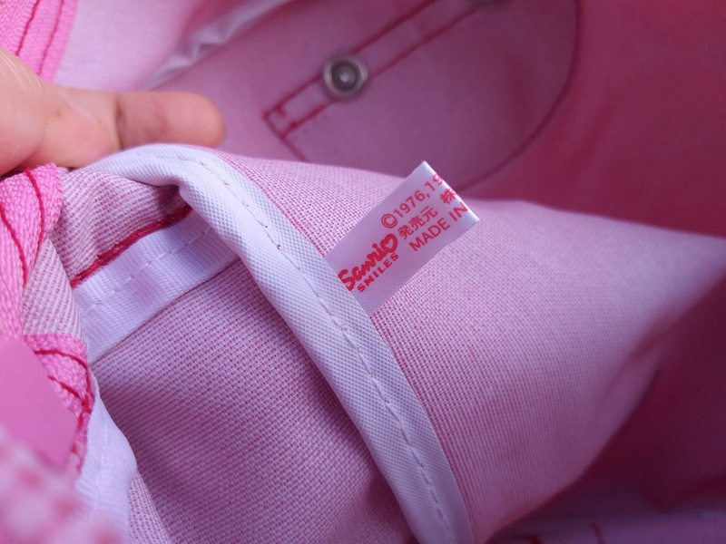 กระเป๋าเป้เด็ก Hello Kitty ลิขสิทธิ์แท้ (ของใหม่)