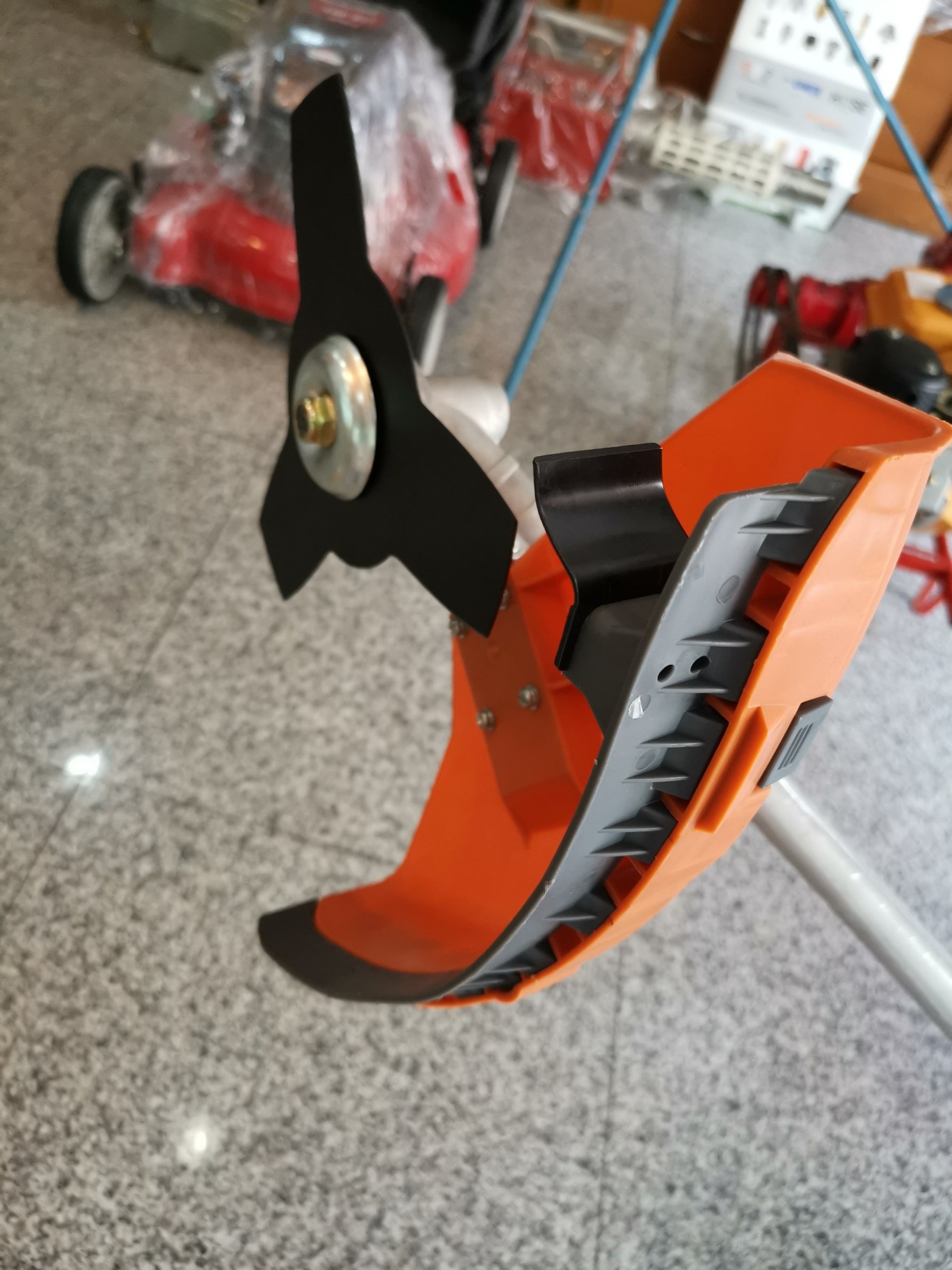 เครื่องตัดหญ้าแบตเตอรี่ลิเธียม GT3601 น้ำหนักเบา Lithium battery brush cutter