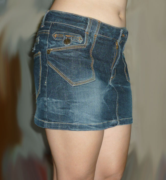 กระโปรงยีนส์สุดเก๋ แต่งสวยมากตัวนี้ 31-33-11