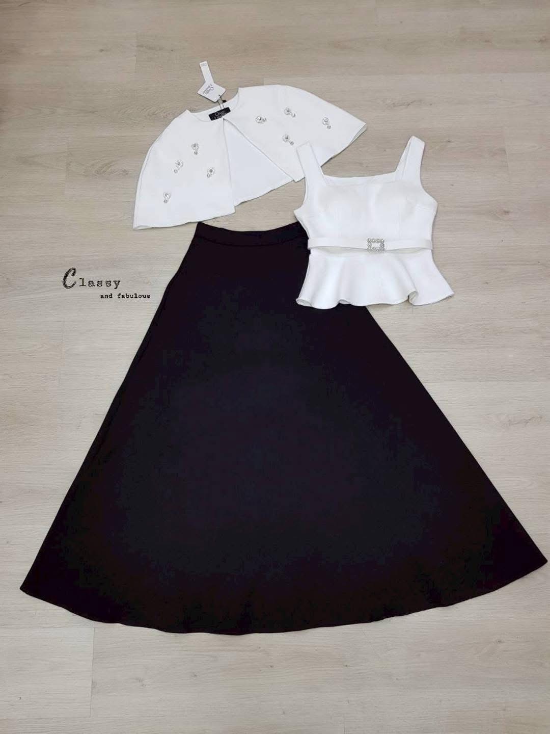 Set 4 ชิ้น (เสื้อแขนกุด+เสื้อคลุมติดคริสตัลเพชรรูปหัวใจ +กระโปรงยาว+ เข็มขัด) ใส่สบาย : สินค้าคุณภาพ (พร้อมส่ง)