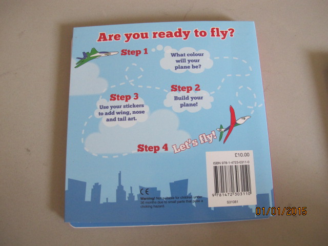 Kei Kinoshita : Construct and Colour Paper Planes to Fly : 5 Press-Out Plane Models + 200 Stickers : Glider, Flying Boat, Biplane, Bird-shaped plane + Jet Fighter หนังสือโมเดลเครื่องบินกระดาษ 5 ลำ