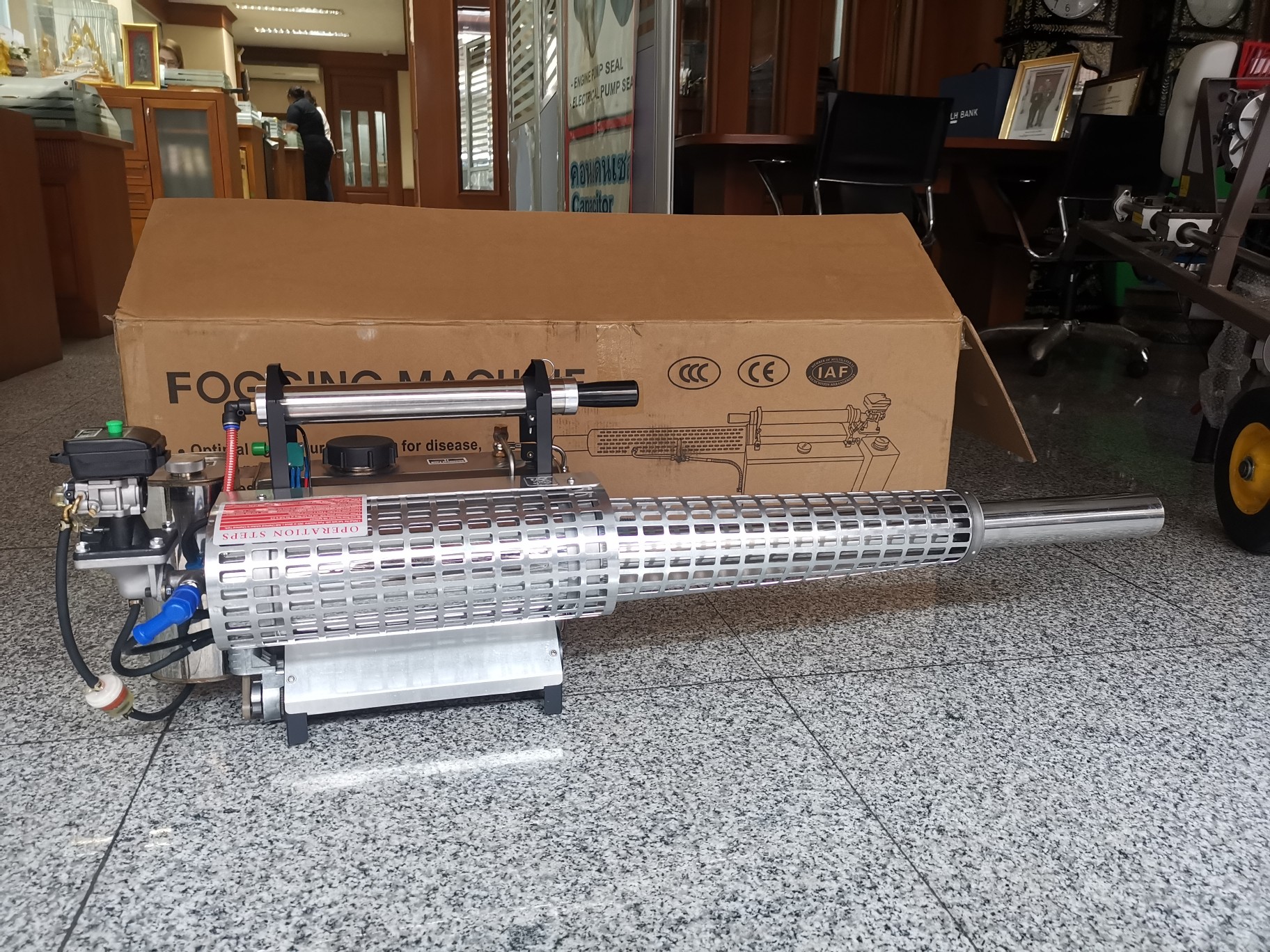 เครื่องพ่นควัน กำจัดยุง รุ่นพรีเมียม ผลิตจากสแตนเลส 316 อย่างดี แบตเตอรี่แบบ snap พร้อมอุปกรณ์ครบชุด เครื่องพ่นยุง แมลง