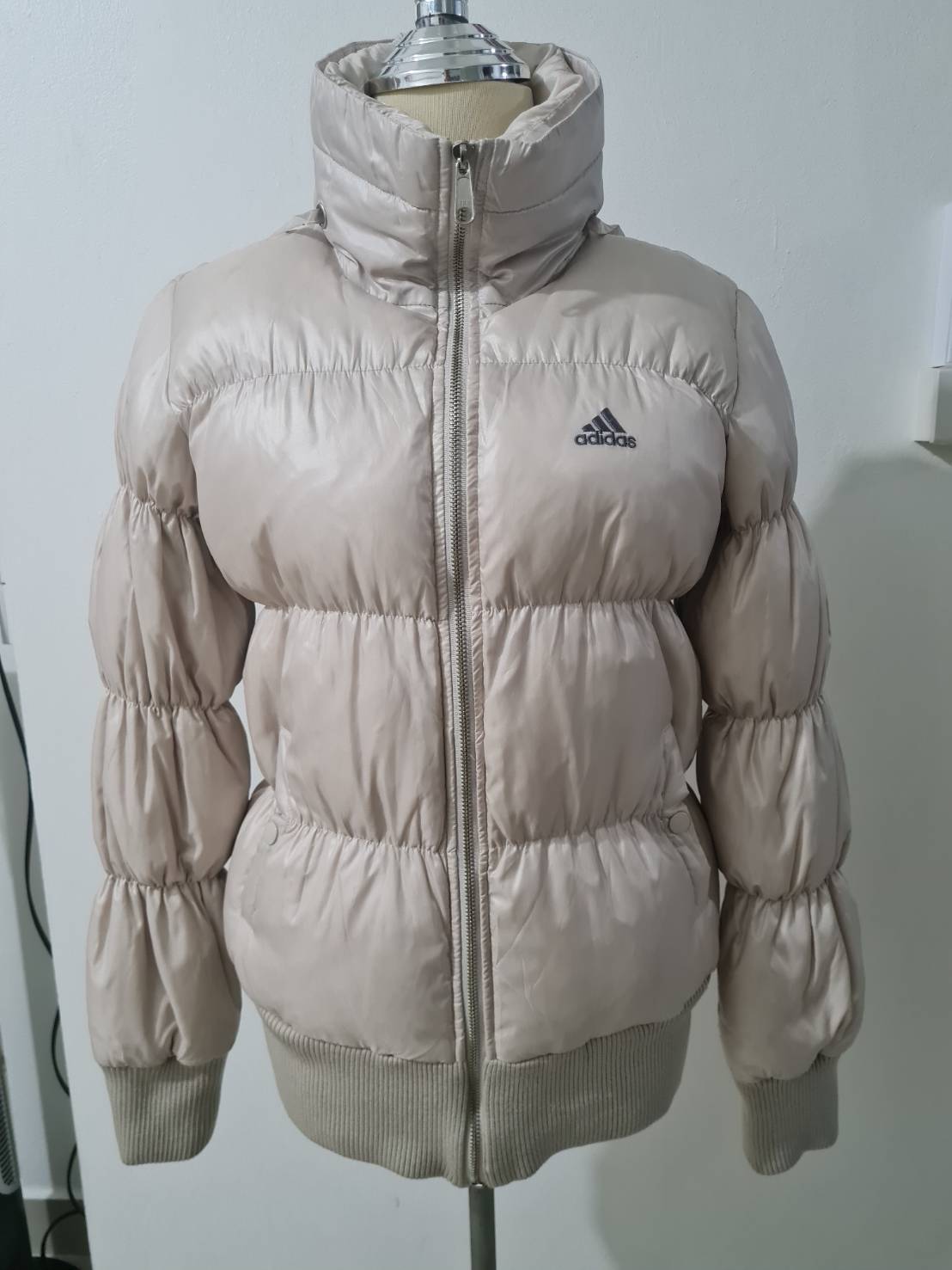 เสื้อขนเป็ด adidas อก40 ติดลบหนักได้