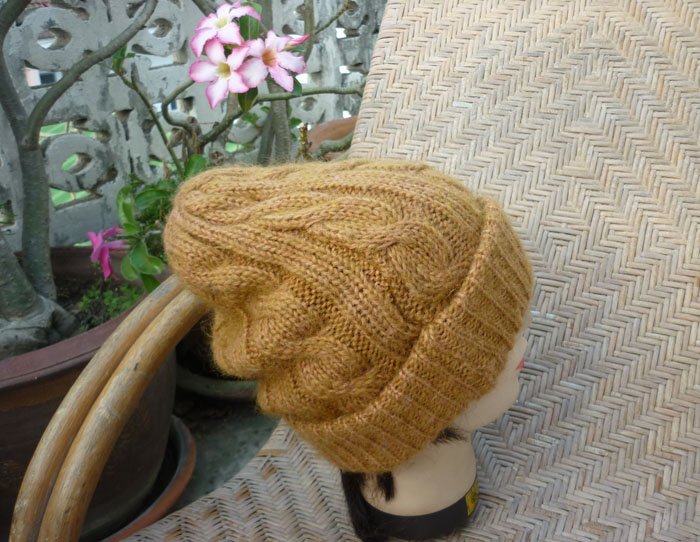 หมวกไหมพรมหนานุ่ม อุ่นมาก สีสวยยย