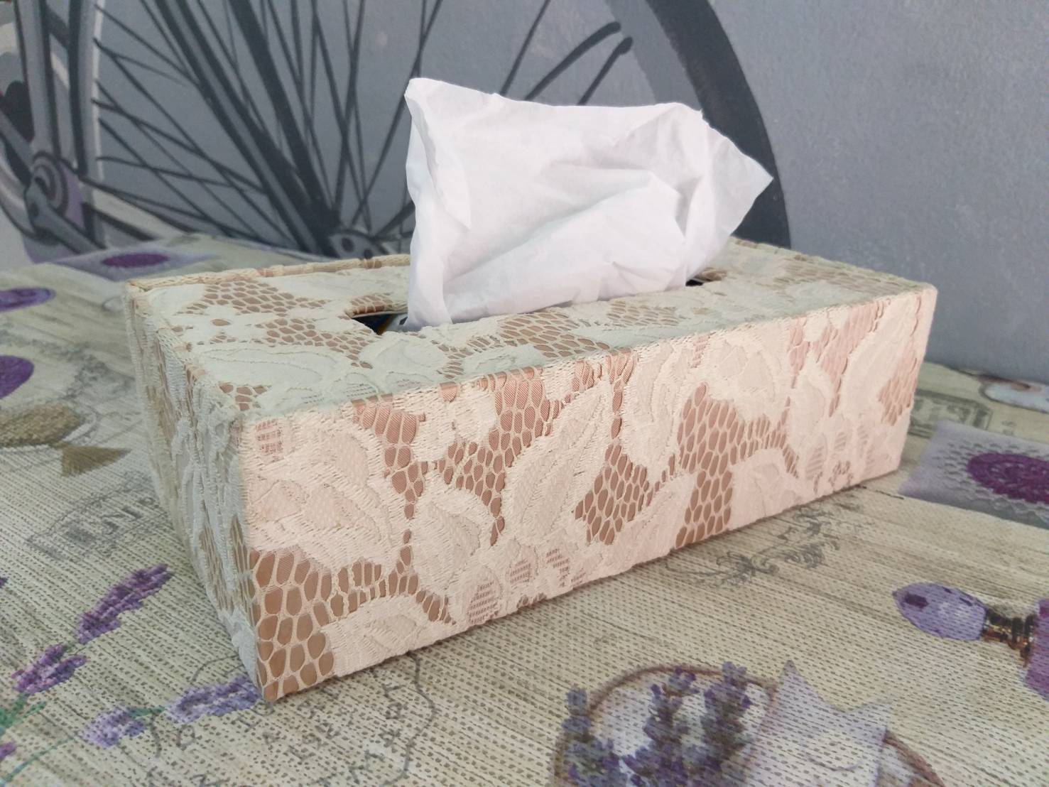 กล่องทิชชูผ้าลูกไม้ Hand made สวยมาก