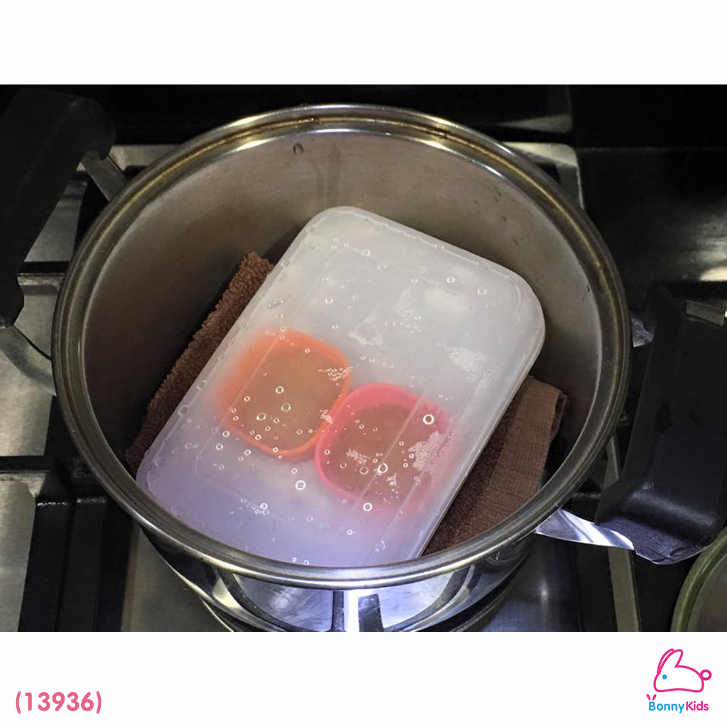 (13936) Richell (ริเชล) Freezer Silicone Cup ถ้วยซิลิโคนแช่แข็งมีฝาปิด 1 ชุด มี 6 ชิ้น (ขนาด 25 ml)