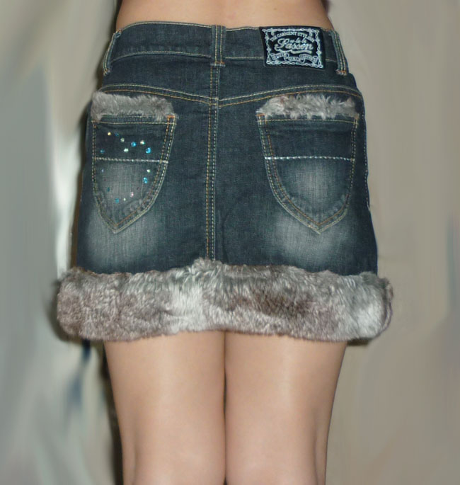 #2กระโปรงยีนส์แต่งเฟอร์ น่ารักเซ็กซี่ 28-34-13