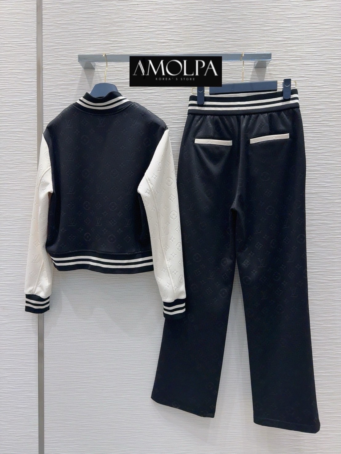 SET JACKET LV งาน Hiend เนื้อผ้าดีม๊าก ผ้าใส่สบายมากกกก ใส่สบาย : สินค้าคุณภาพ (พร้อมส่ง)