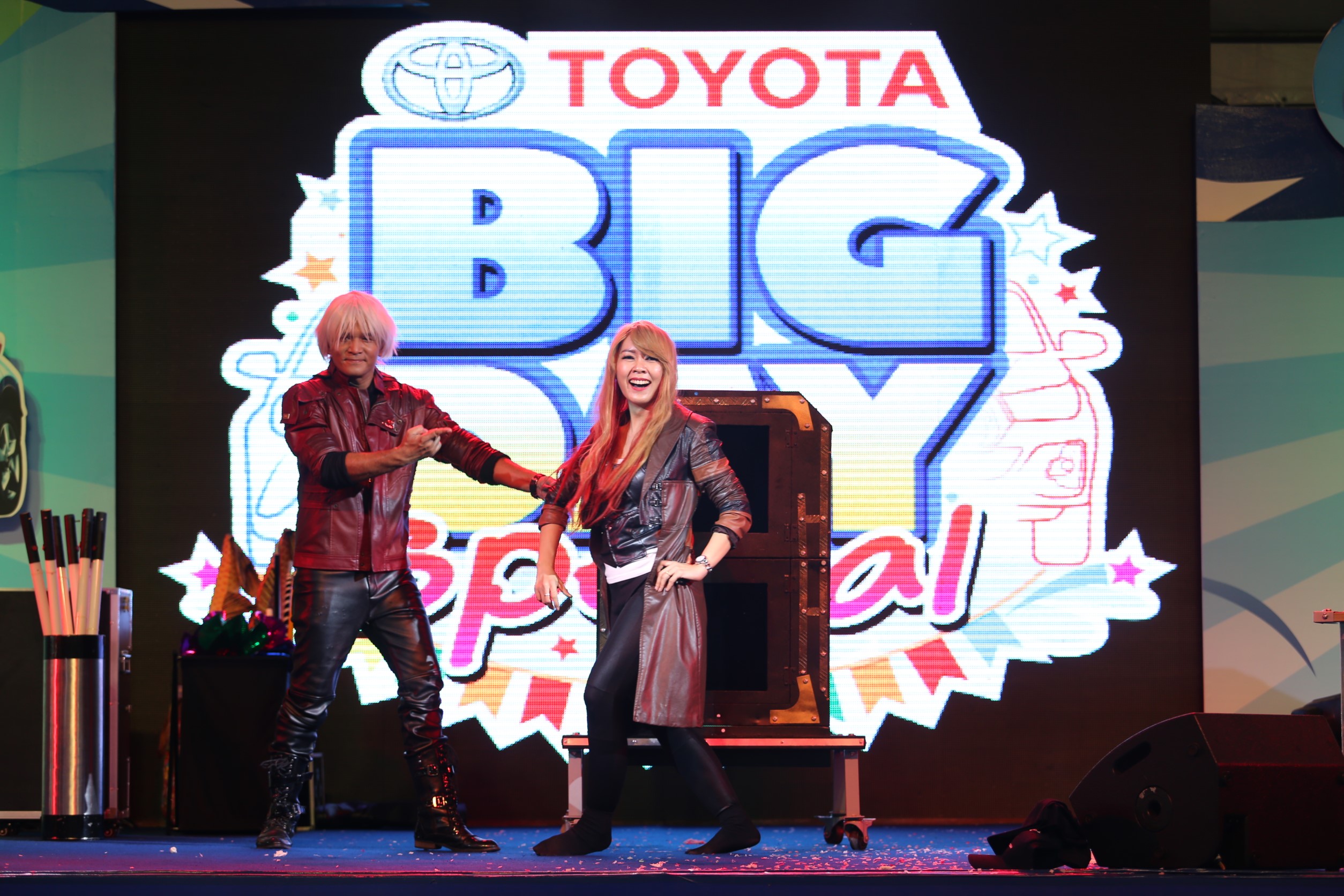 มายากล นักมายากล การแสดง โชว์ Magic Show "งาน TOYOTA BIG DAY" 26/05/2562