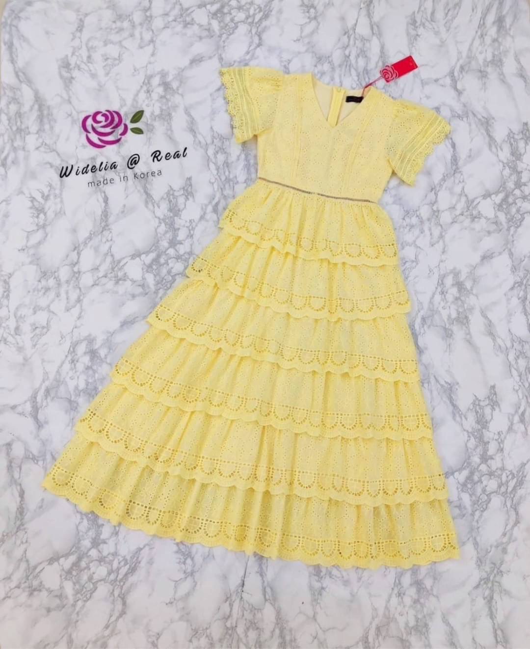 Dress :: เดรสตัวยาวสวยทรงดี คอวีเก๋ แขนระบายเก๋ ตัวเดรสมาในผ้าเนื้อสวยปักฉลุลายสวยทั้งตัวชุด ทรงเดรสทรงเอบานทิ้งตัวสวย ใส่สบาย สินค้าคุณภาพ (พร้อมส่ง)