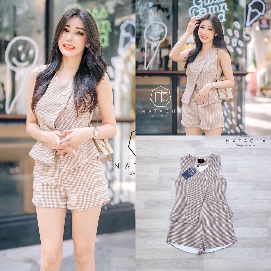 Set เสื้อคอวีกระดุมหน้ามุก เนื้อผ้าลายชิโนริ แมตกางเกงขาสั้น งานสวย สินค้าคุณภาพ (พร้อมส่ง)