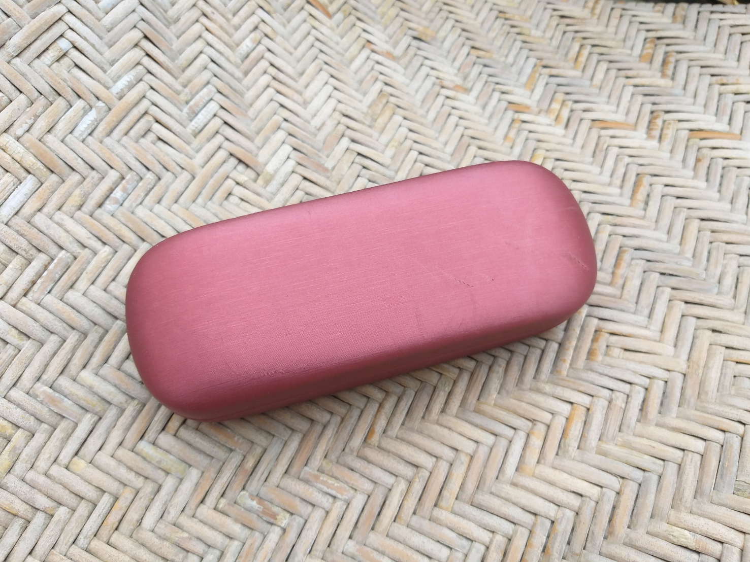 กล่องแว่น IZONE NEWYORK กล่องอย่างดี