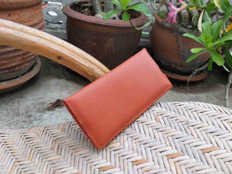 ชุดด้ายเข็ม อุปกรณ์ซ่อมแซมเสื้อผ้าพกพา