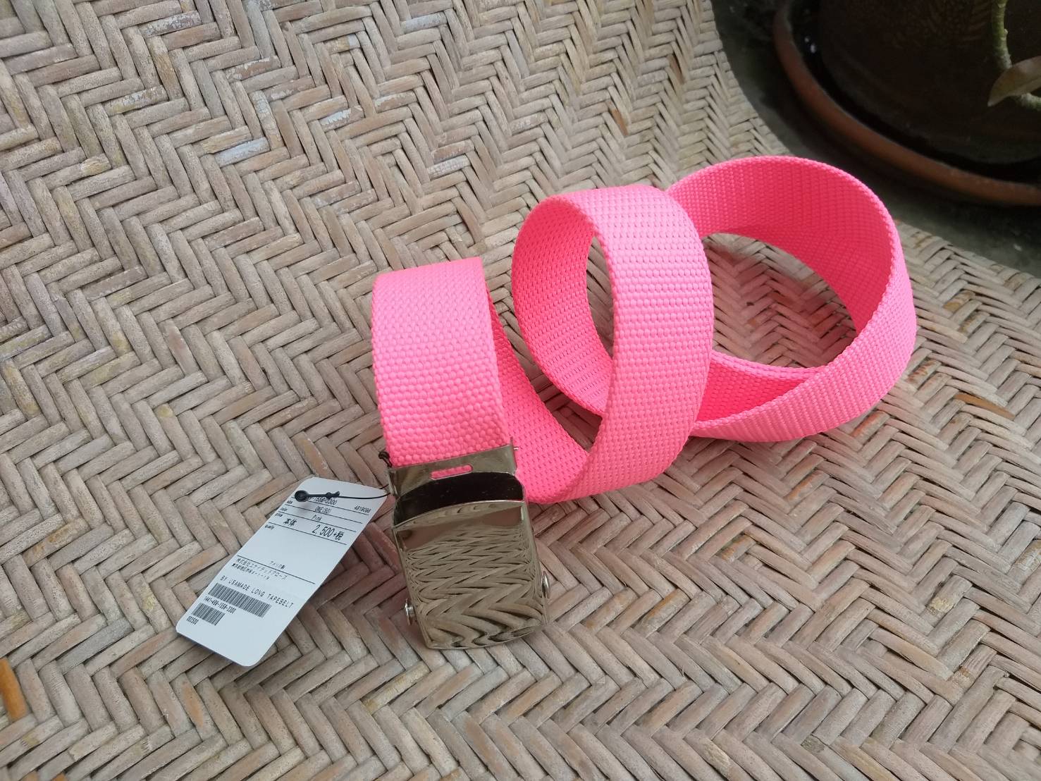 เข็มขัดผ้าแคนวาสสีนิออน BEAUTY&YOUTH UNITED ARROWS (ของใหม่)