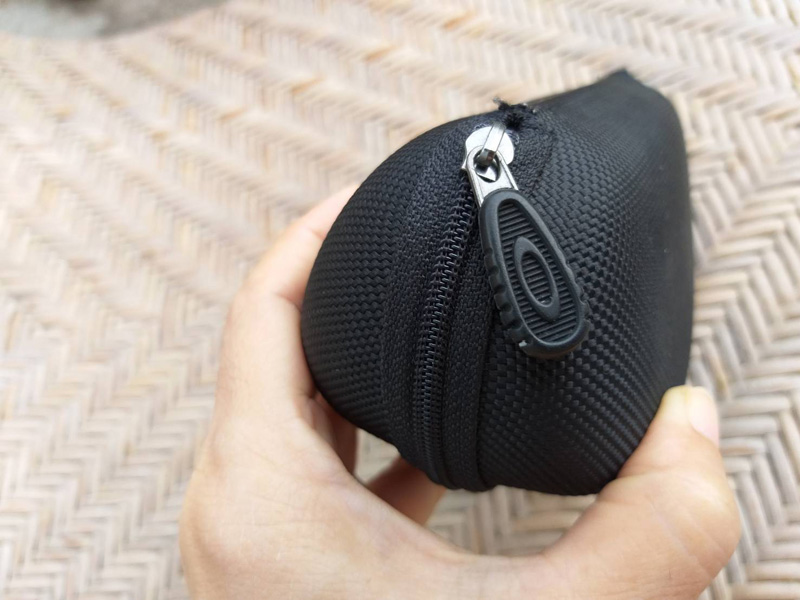 กล่องแว่น Oakley Half Jacket / Flak Jacket