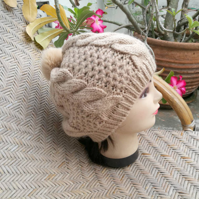 หมวกไหมพรมจุกเฟอร์กระต่ายแท้ น่ารักมากกกก