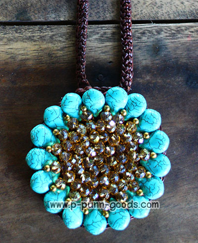 สร้อยเชือกเทียน เทอร์ควอยส์และลูกปัด