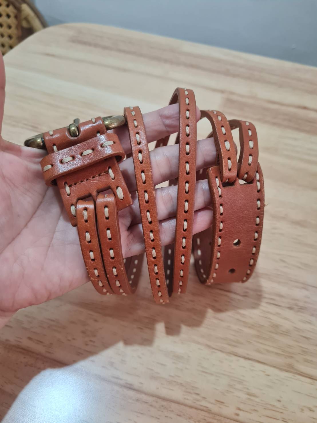 เข็มขัดหนังแท้ สุดเก๋ สวยมาก (มือ1)