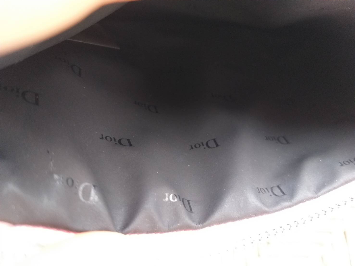 กระเป๋าเอนกประสงค์ Dior ของแท้ (ของใหม่)