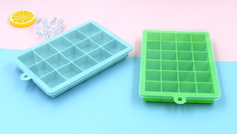 ที่ทำน้ำแข็ง ฟรีซอาหารเด็ก ซิลิโคนฟรีซเก็บอาหารเด็กอ่อน มีฝาปิด NanaBaby