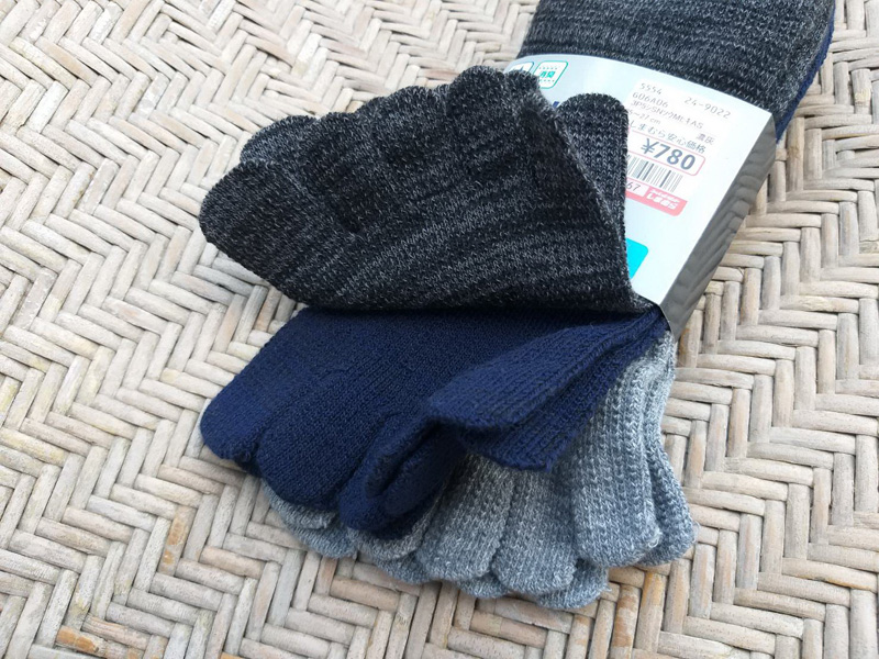 ถุงเท้าชาย แบบแยกนิ้ว แพ็ค 3 คู่