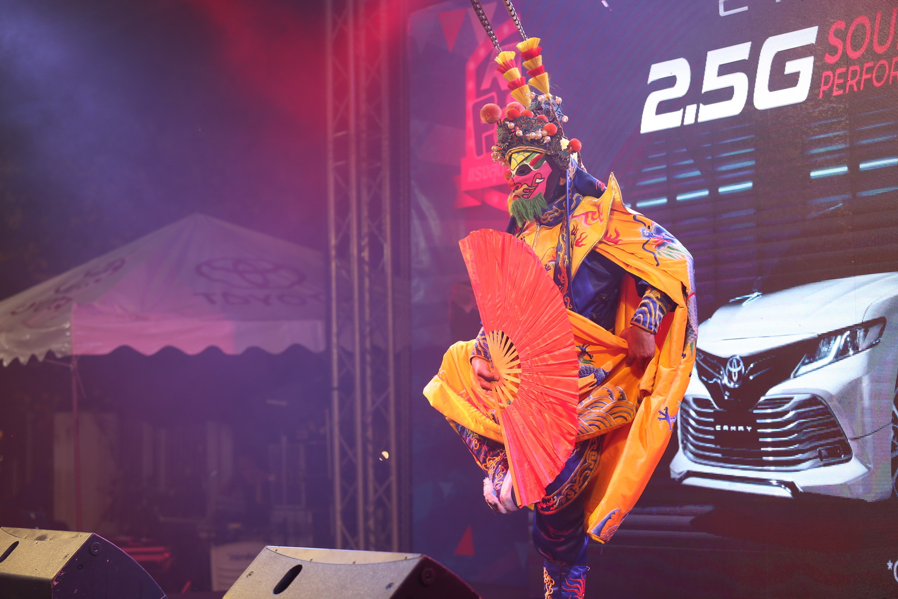มายากลเปลี่ยนหน้า เปลี่ยนหน้ากากจีน โชว์เปลี่ยนหน้า งิ้วเปลี่ยนหน้า "งาน HILUX REVO FESTIVAL 2019" 29/10/2562