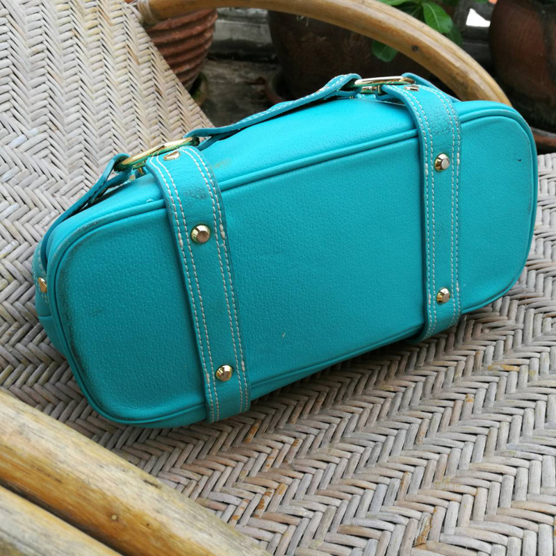 กระเป๋าหนังแท้ Samantha Thavasa แบรนด์แพงงงงง