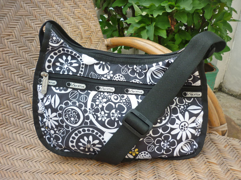กระเป๋า Lesportsac CLASSIC HOBO /ของใหม่/