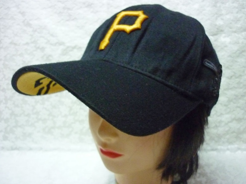 หมวกแก๊ป MLB Sz S-M ข้างหมวกโจรสลัด ใต้ปีกอักษร