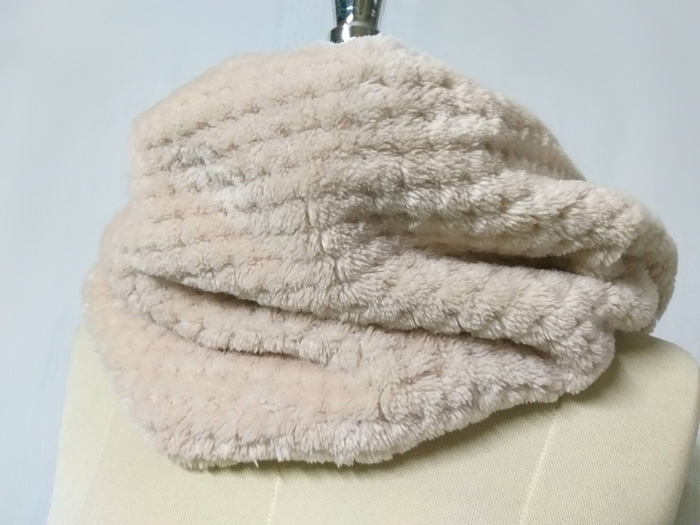 ผ้าพันคอโดนัท ขนสุดนุ่ม อุ่นสุดๆ