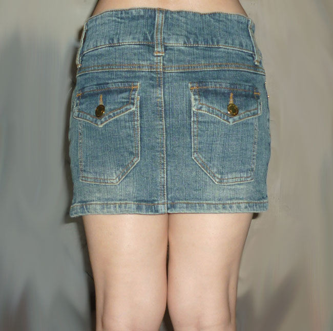 กระโปรงยีนส์เรียบเก๋ จากญี่ปุ่น 31-32-11.5