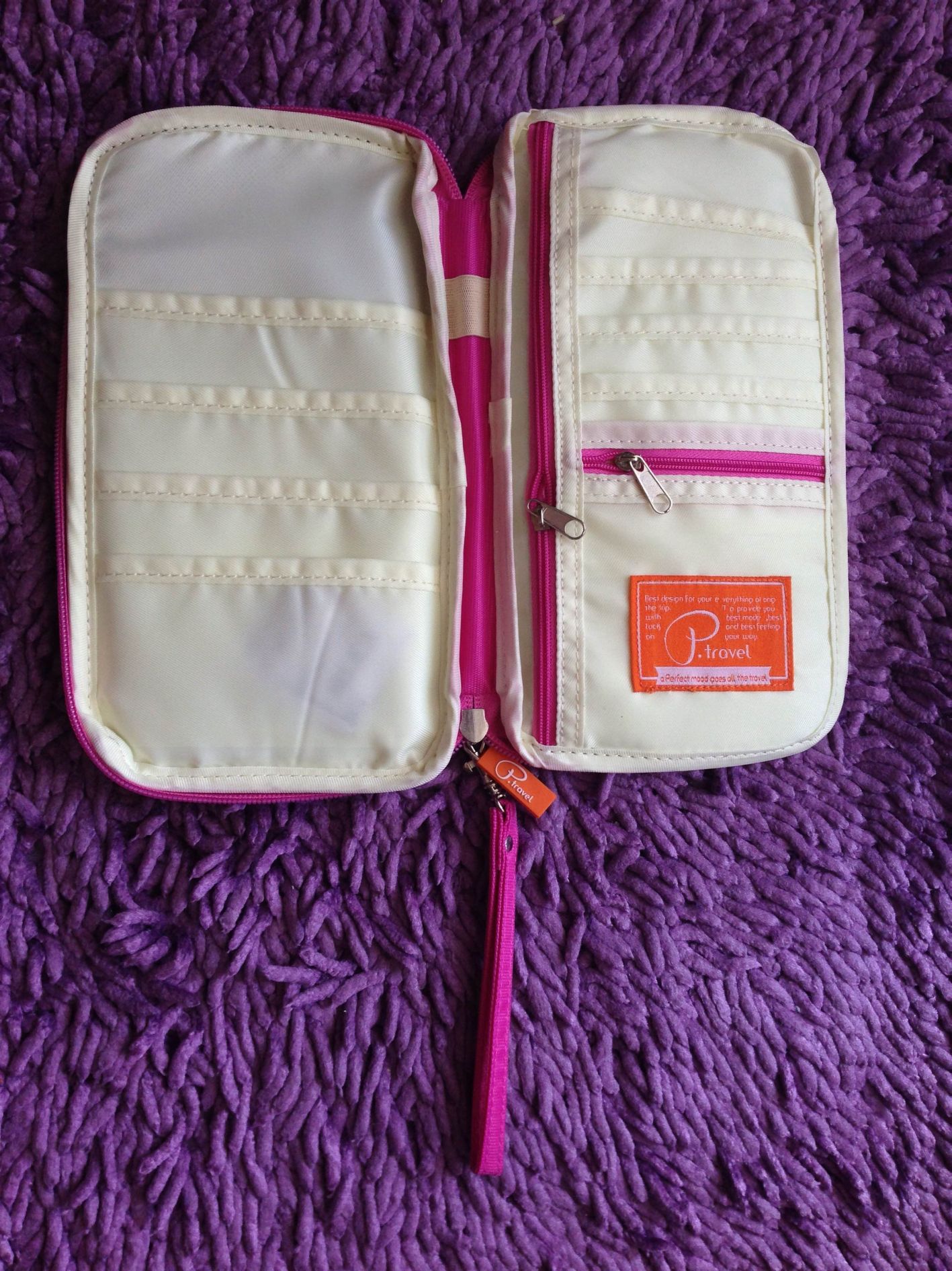 กระเป๋าใส่พาสปอร์ต กระเป๋าใส่หนังสือเดินทาง ใส่เอกสารสำคัญ ช่องเยอะ มีสายคล้องมือ พกพาสะดวก ผลิตจากไนล่อนกันน้ำ คุณภาพดี