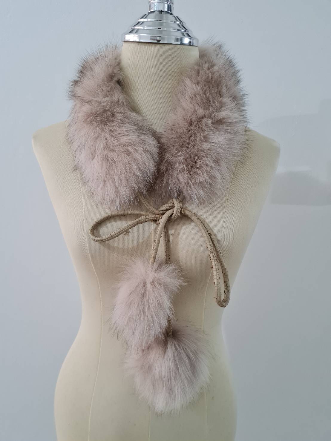 ผ้าพันคอ Fur Fox แท้ ขนฟูอวบ สีสวยมาก