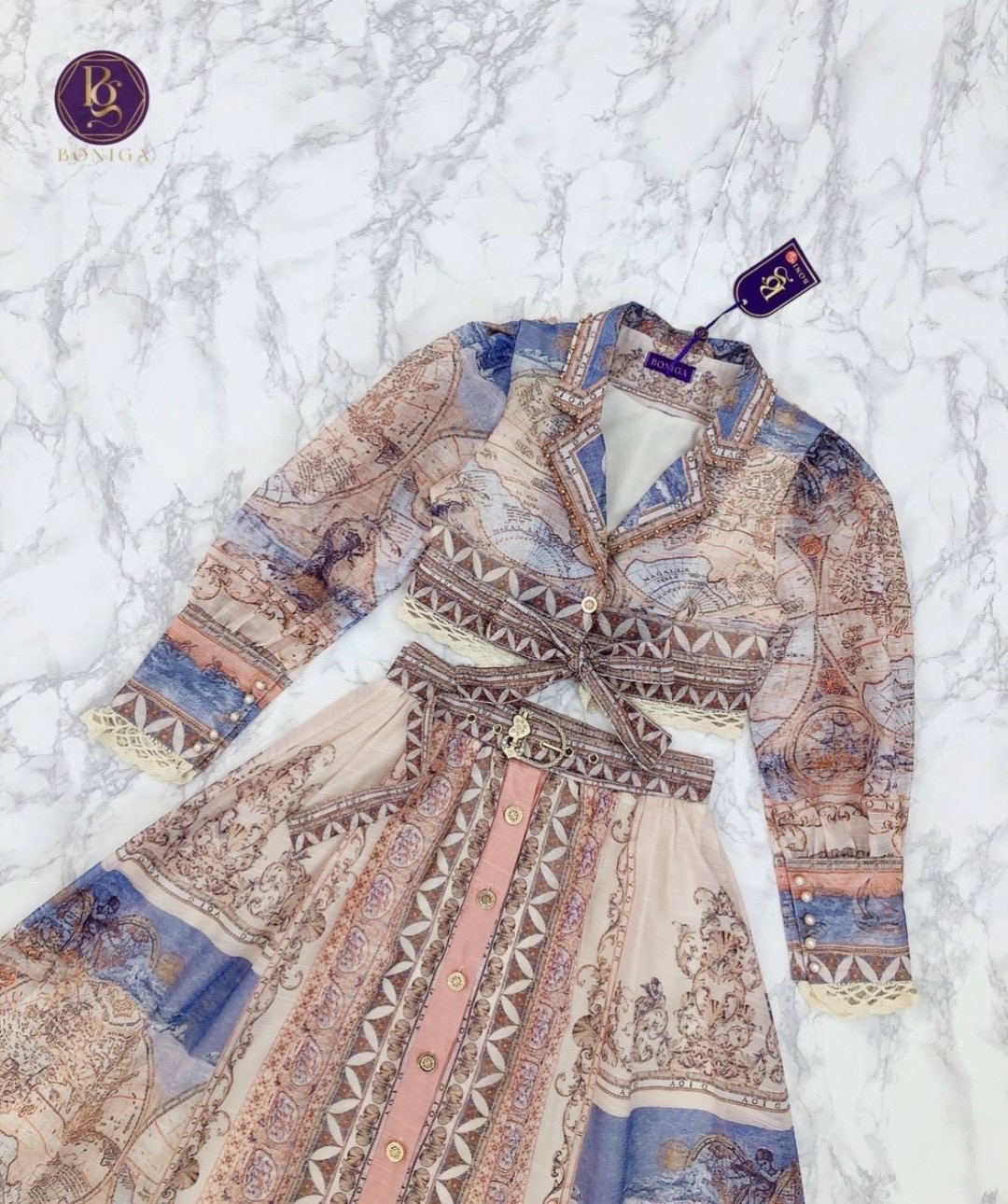 Set เสื้อ+กระโปรงยาวสุดหรู แม่จ๋า!! โฮโซดูแพงมากแม่ ใครได้ไปคือไม่ผิดหวัง งานจริงสวยและผ้าดีมากๆ มาพร้อมเข็มขัดไข่มุก ใส่สบาย สินค้าคุณภาพ (พร้อมส่ง)