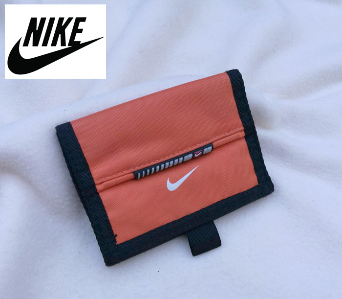 กระเป๋าสตางค์ NIKE แนวสปอร์ต /ของใหม่/