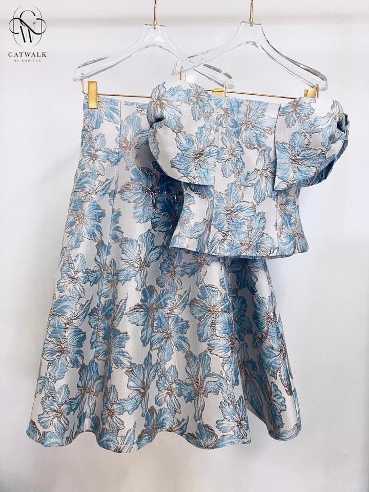 เซตผ้าทอ ลายเสื้อปาดไหล่โบว์ไหล่+กระโปรงทรงย้วย เนื้อผ้าเกรดเอ ผ้าสวยมาก ใส่สบาย สินค้าคุณภาพ (พร้อมส่ง)