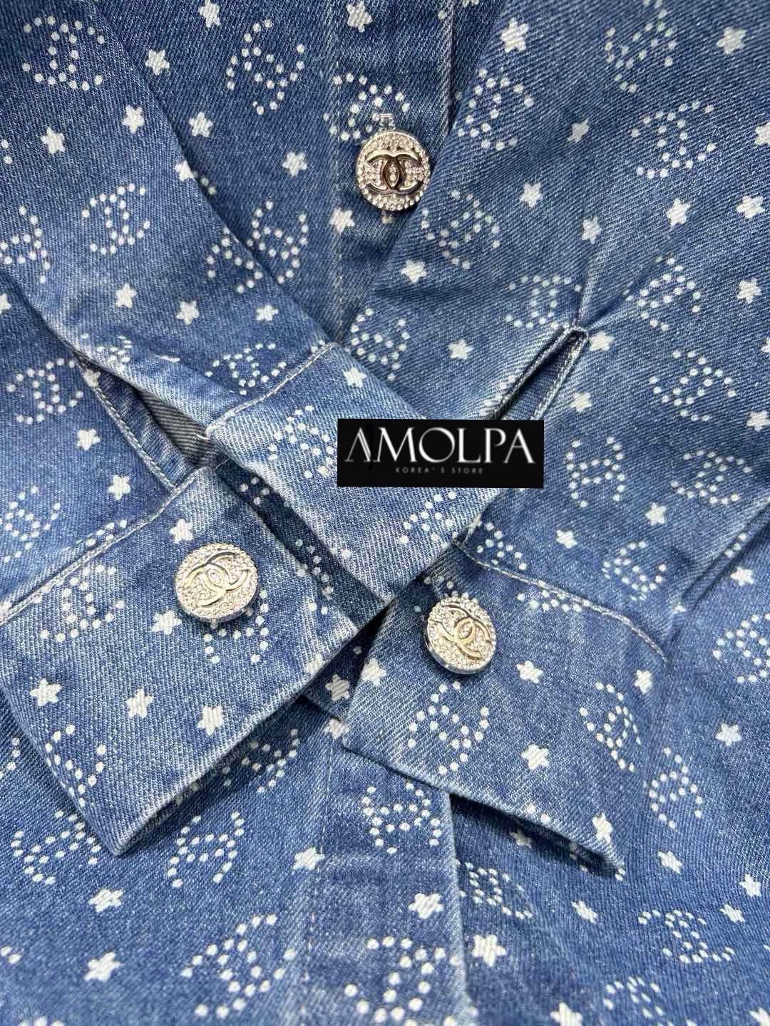 เสื้อเชิ้ต CC DENIM งาน hiend งานผ้ายีนส์100% ปั้มกระดุม มาให้ช๊อปสุดดดฉ่ำ ทำถึงมาก แต่งกระดุมปั้มตามช๊อปปปป ผ้าอย่างดี มีน้ำหนัก ใส่สบาย : สินค้าคุณภาพ (พร้อมส่ง)