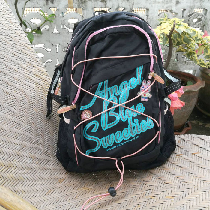 กระเป๋าเป้ Angel Blue น่ารักมาก น่าใช้