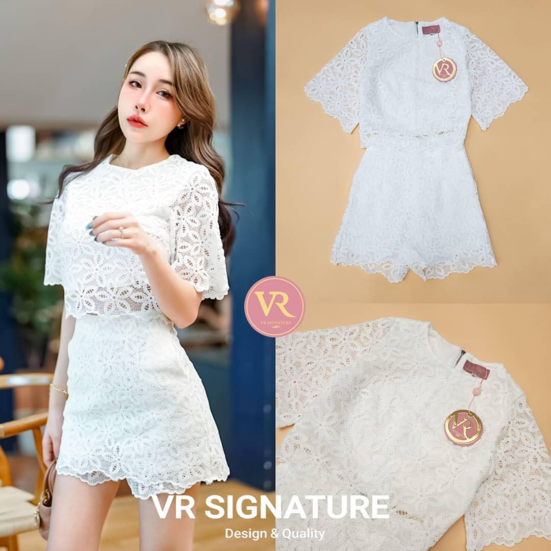 Set เสื้อครอปลูกไม้แขนสั้น มาพร้อม กระโปรงกางเกงขาสั้นเข้าชุด สินค้าคุณภาพ (พร้อมส่ง)