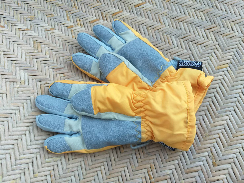 ถุงมือเด็ก ไซด์ 120