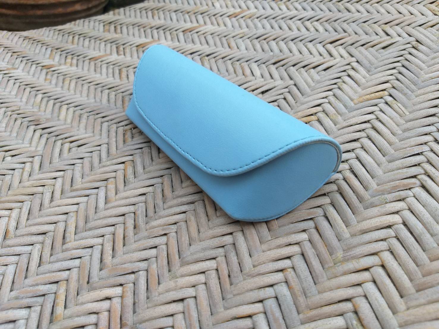 กล่องแว่นแนว Ray Ban กล่องหนัง น่ารักมาก