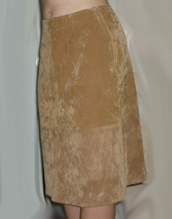 #2กระโปรงผ้ากำมะหยี่ สวยมากๆ 26.5-38-21.5