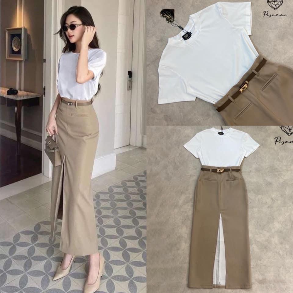 เซ็ตเสื้อยืดคอกลมสีขาวมาคู่กับ กระโปรงเอวสูงผ่าหน้าสีน้ำตาล พร้อม เข็มขัดเข้าเซ็ต : สินค้าคุณภาพ (พร้อมส่ง)