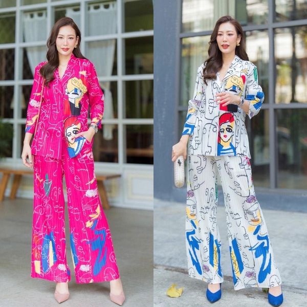 ชุดเซตผ้าอัดพลีทลอน 🥰 เนื้อสวย ไฮโซววแบบงาน Brand : สินค้าคุณภาพ (พร้อมส่ง)