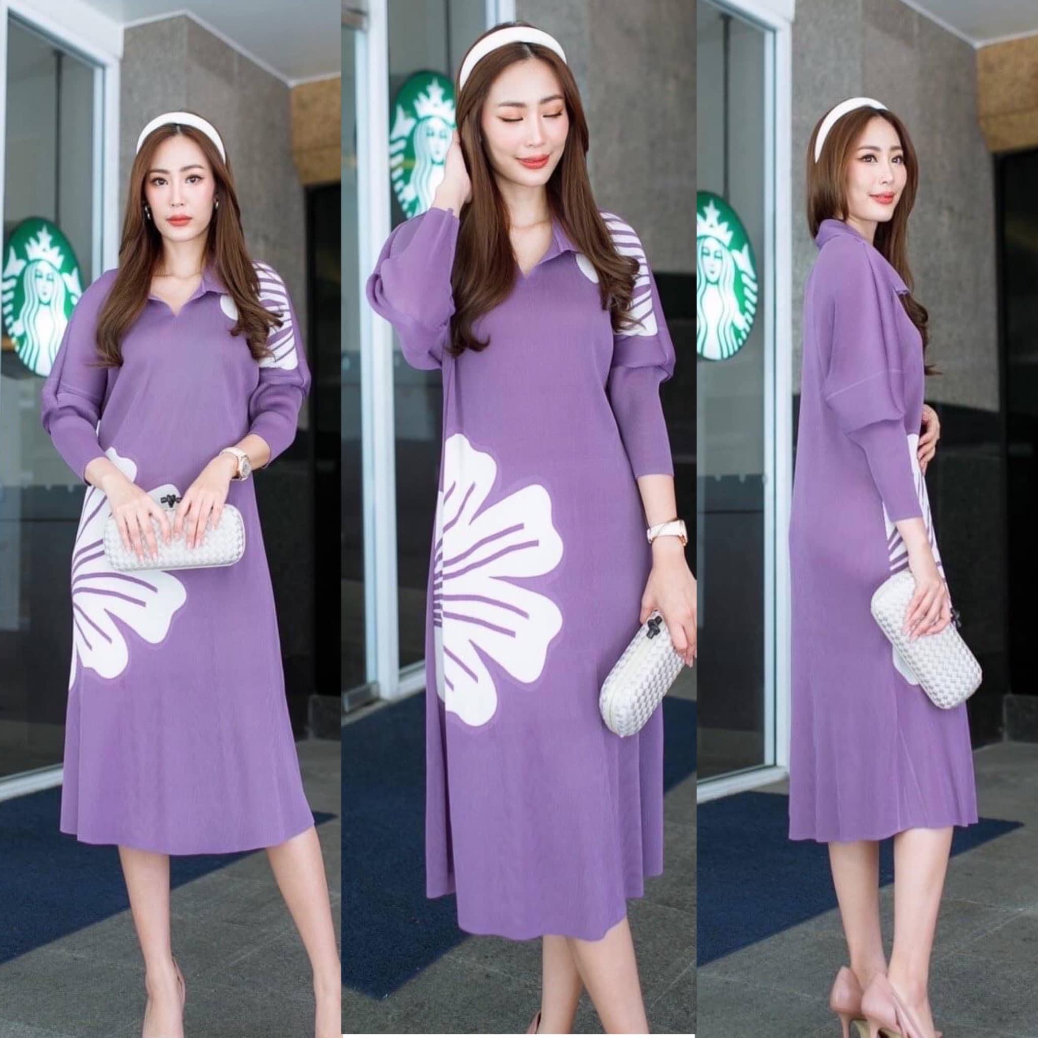 เดรสอัดพลีท งานสวยไฮโซ ทรงคอปก ไหล่บอลลูนพองๆ 🎈 แพทเทิร์นจั๊มปลายแขน เพิ่มดีเทลลายดอกไม้ ทั้งช่วงไหล่ และลำตัว 🌸🌸🌳 สวยเก๋ เรียบหรู ดูเลอค่า สุดๆ 👍🏻 สินค้าคุณภาพ (พร้อมส่ง)