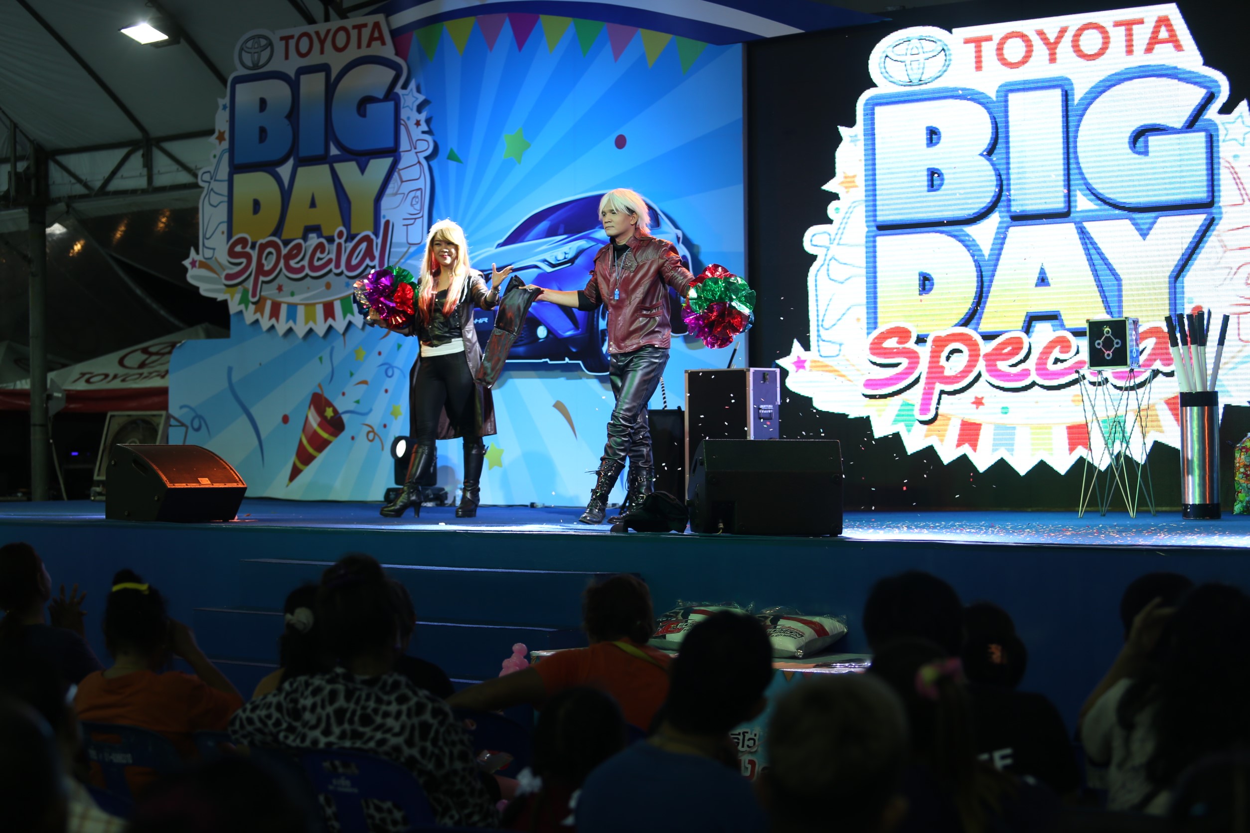 มายากล นักมายากล การแสดง โชว์ Magic Show "งาน TOYOTA BIG DAY" 26/05/2562