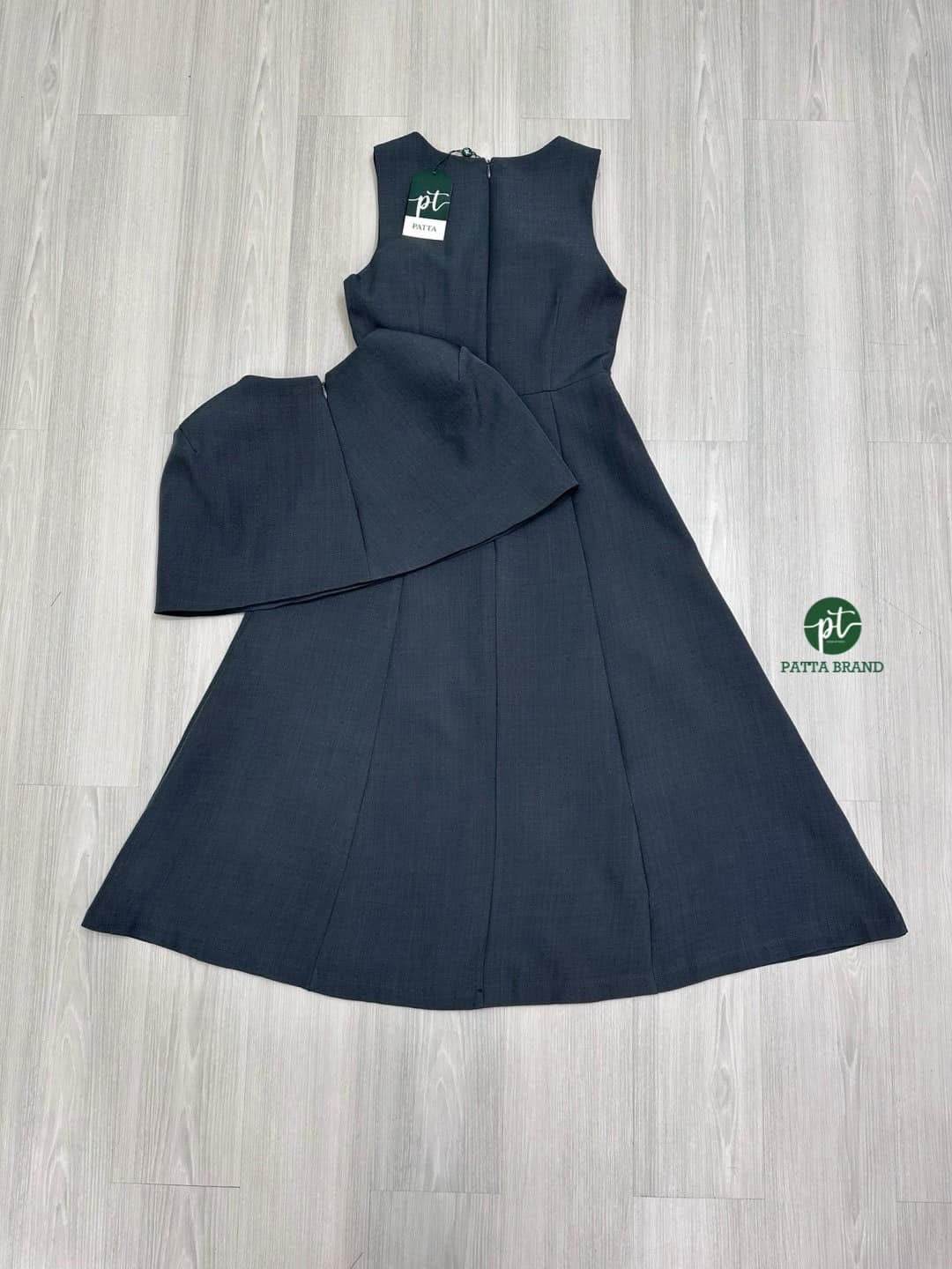 เซต2ชิ้น สีเทา เดรสยาวแขนกุด อกเย็บเสริมฟองน้ำให้ทรงสวย และดีไซน์ (งานซิปหลัง) มาพร้อมเสื้อคลุมไหล่ดีไซน์สวยอกเย็บติดอะไหล่เงิน สวยหรู (มีซิปหลัง)เย็บซับในอย่างดี ใส่สบาย : สินค้าคุณภาพ (พร้อมส่ง)